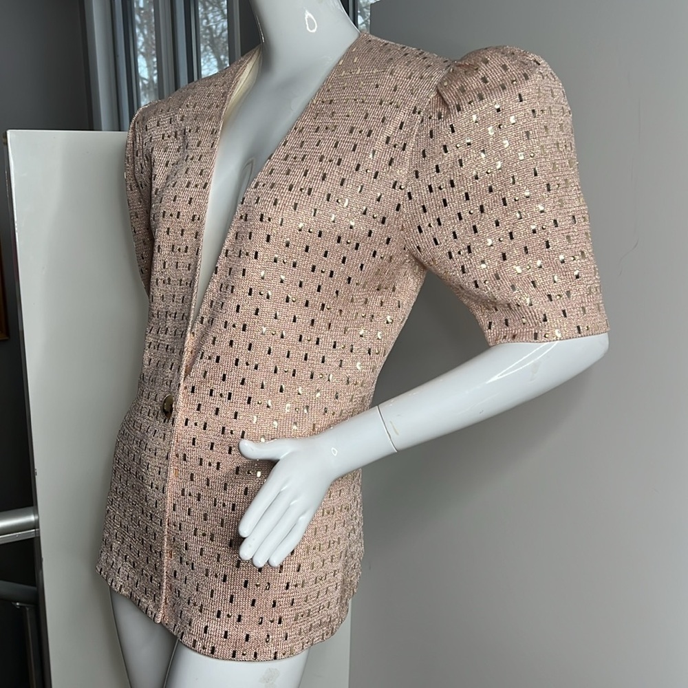 St. John Sz 10 Peach Pink Knit Single Button Puff Short Sleeve Cardigan Sweater
